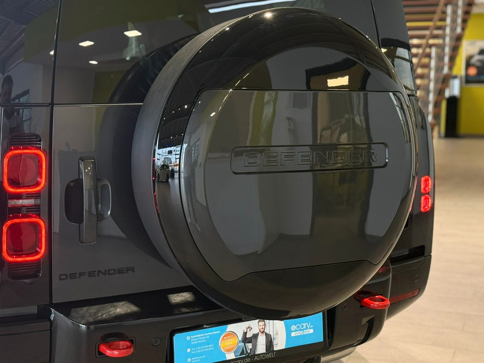 Land Rover Defender 130 X-Dynamic HSE Matrix-LED Pano 360° foto 4
