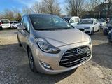 Hyundai ix20 1.6 Automatik Pano* Navi* SHZ* - Hyundai ix20 mit Panoramadach