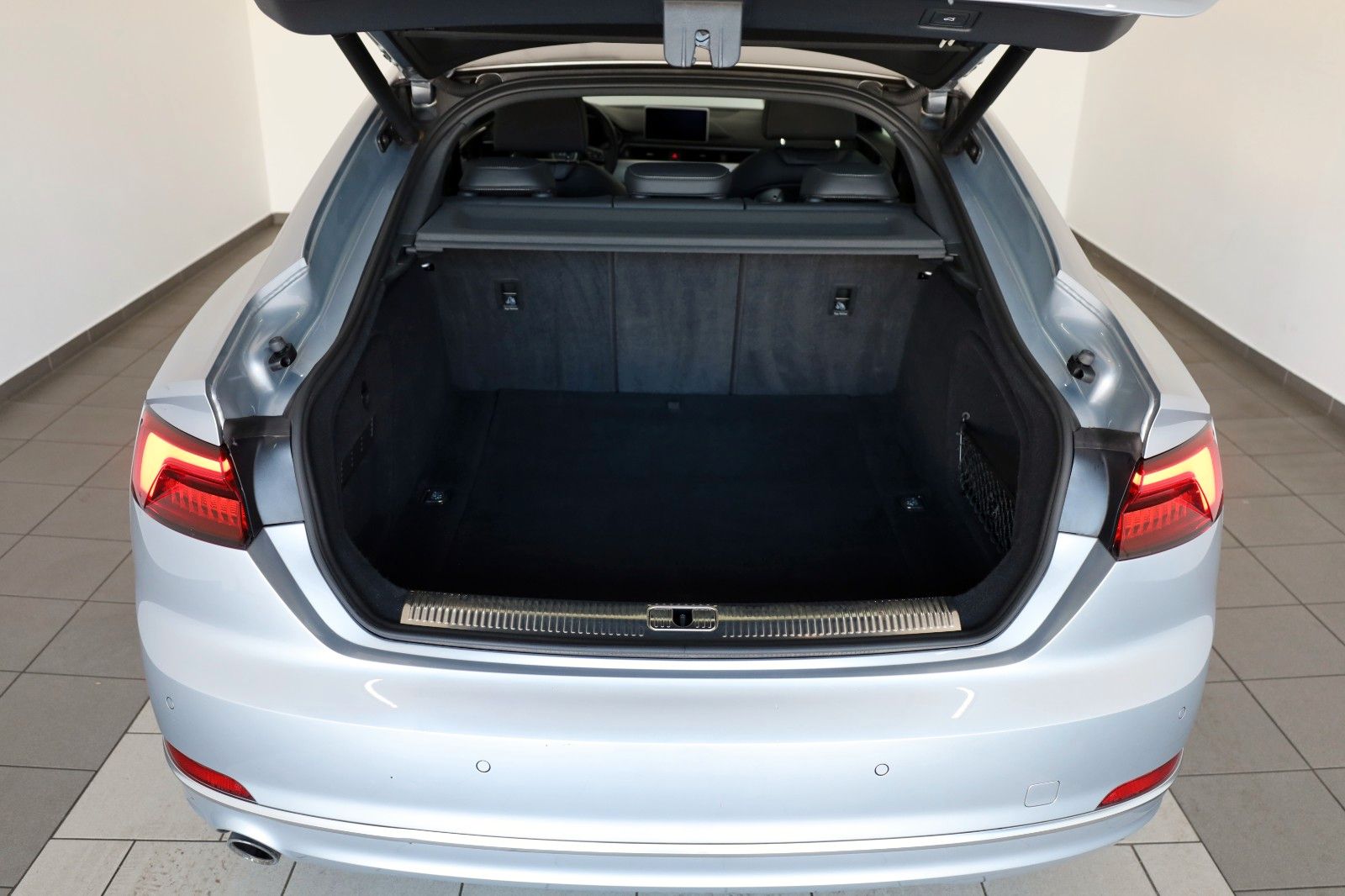 Fahrzeugabbildung Audi A5 Sportback 35 TDI S line,Virtual,Navi,LED,PDC