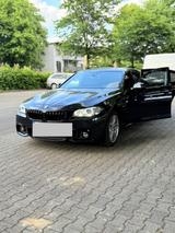 BMW LCI F10 530d xDrive Carbonschwarz - BMW 530: 530d F10
