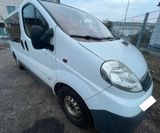 Opel Vivaro 9-Sitzer 66KW - Opel Vivaro aus 2009