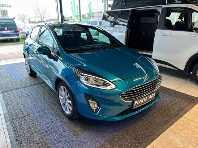 Ford Fiesta Titanium *Export*