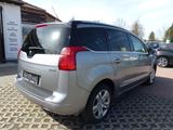 Peugeot 5008 1.6 Blue-HDi  Autom. Navi,Tempo 7-Si., AHK - Peugeot 5008 mit Diesel-Antrieb: Kleinbus, 1.6