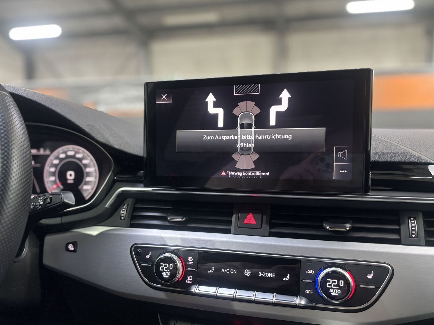 Fahrzeugabbildung Audi A4 30 TDI S-line #Matrix#Virtual#Black#B&O#20"