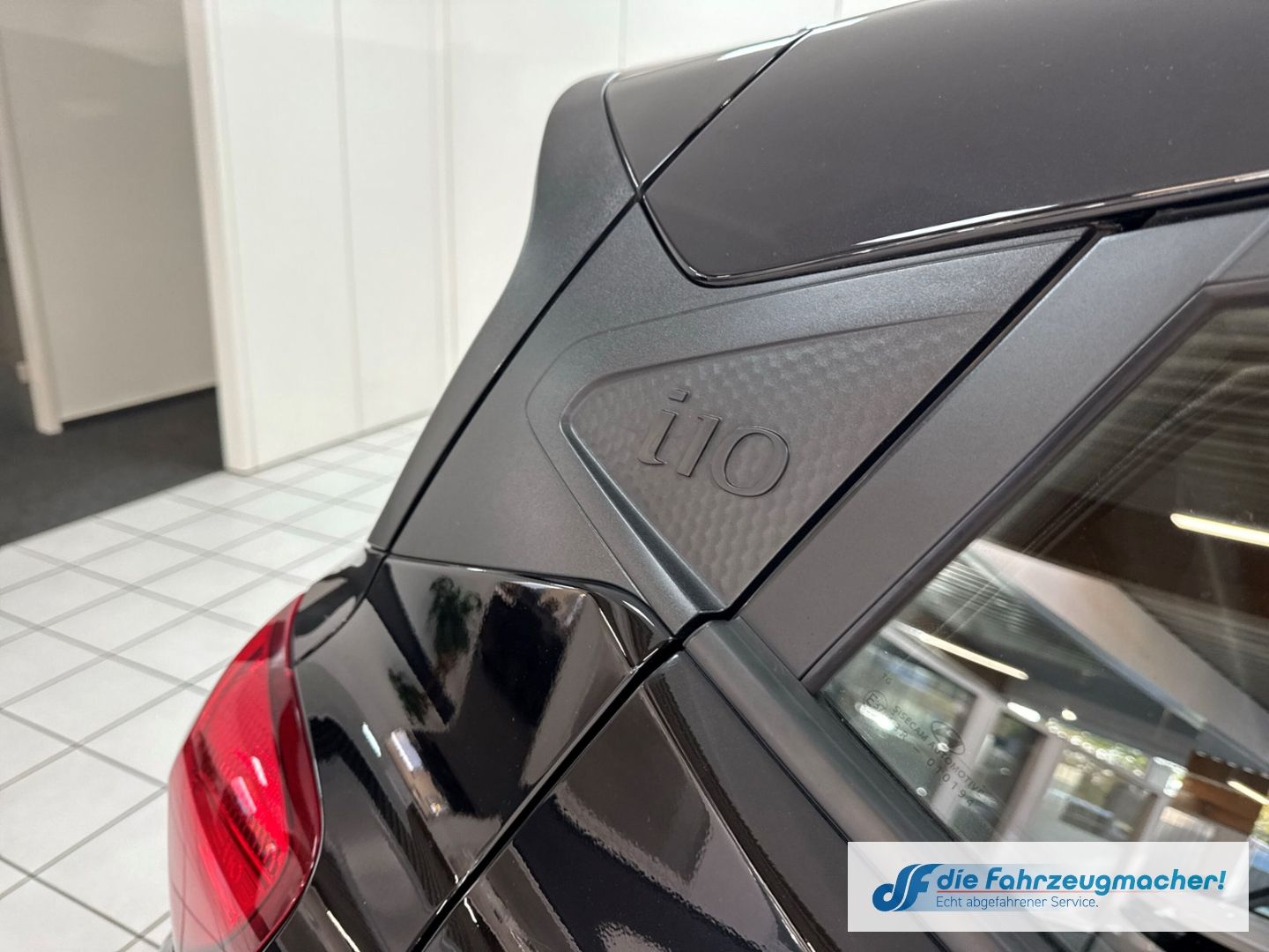 Fahrzeugabbildung Hyundai i10 Trend Navi Apple CarPlay Android Auto Musiks