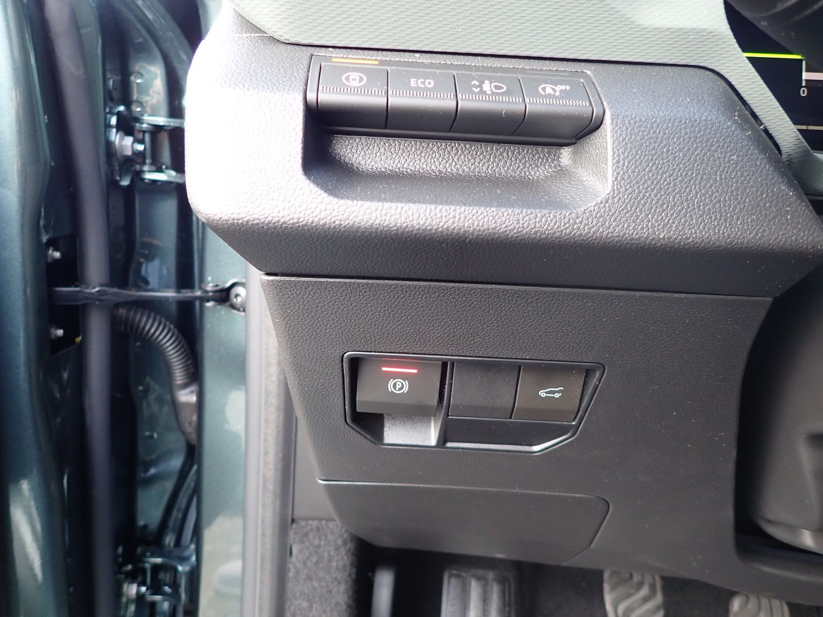 Fahrzeugabbildung Dacia Bigster Extreme TCe 140