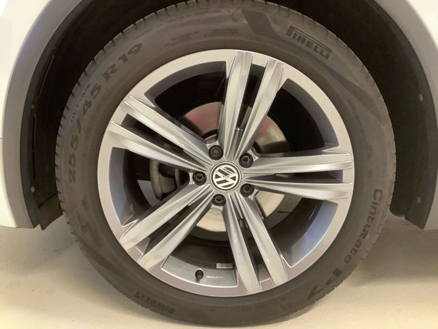 Tiguan Highline R-Line 1,5 TSI 110 kW DSG   LED,
