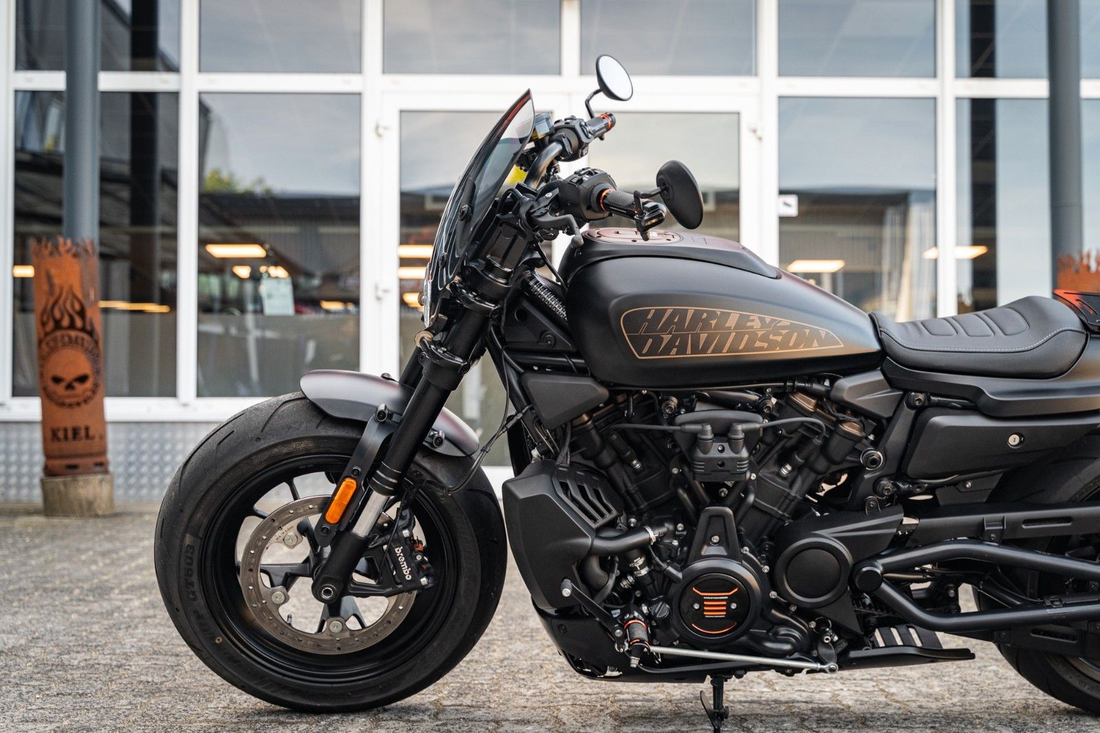 Fahrzeugabbildung Harley-Davidson SPORTSTER S RH1250S HD-Kiel 240er-Umbau