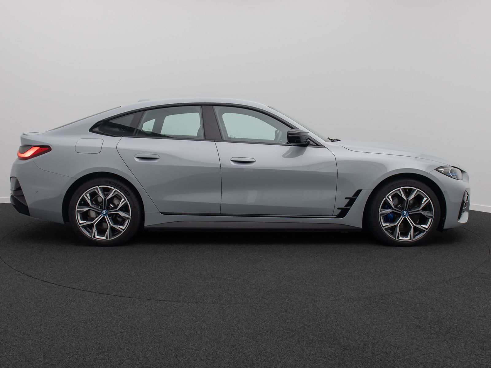 Fahrzeugabbildung BMW i4 M50 Gran Coupe 360&deg; HiFi HUD Laser DAB 19Zoll