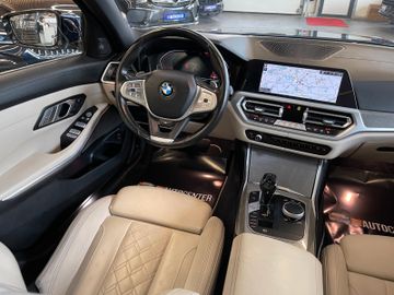 BMW 320 Touring  d xDrive Luxury Line *HUD*PANO*ACC*