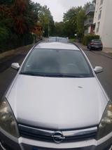 Opel Astra - Opel Astra aus 2005 mit Diesel-Antrieb