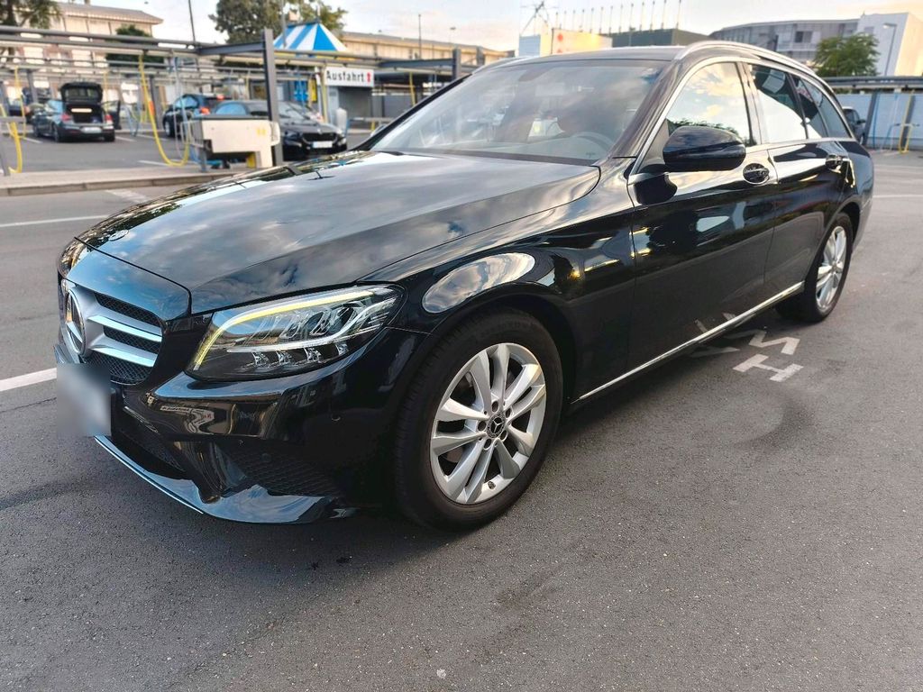 Image of Mercedes-Benz C 180