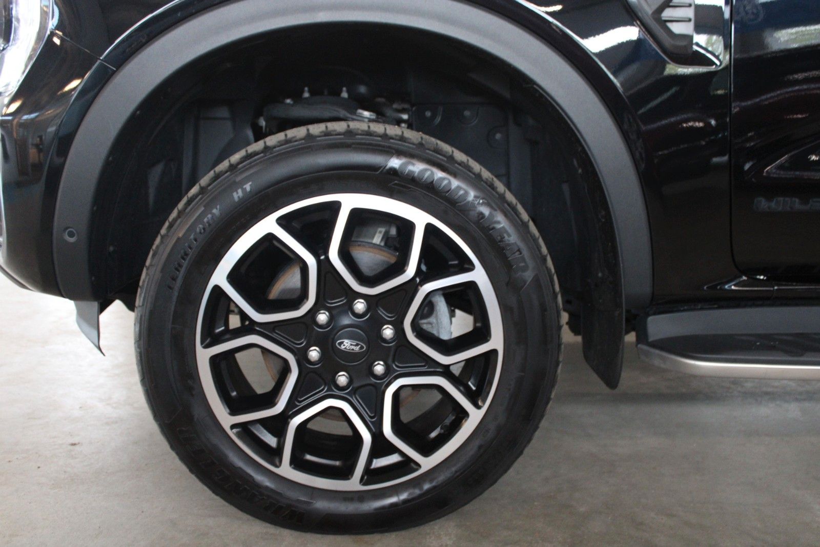 Fahrzeugabbildung Ford Ranger Wildtrak Automatik AHK STDH ACC CAM B&O