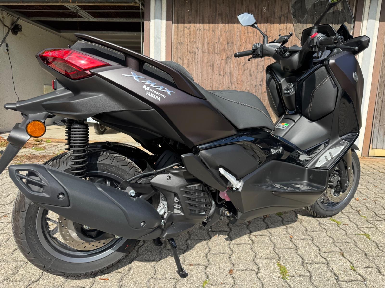 Yamaha X Max Tech Max