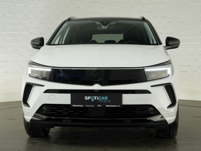 Grandland GSe PHEV 4X4 AT+AHK+NAVI+RÜCKFAHRKAMER