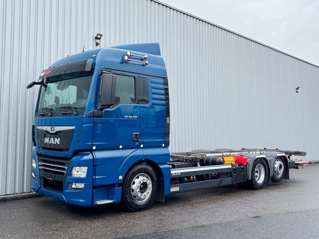 MAN TGX 26.430 6x2 LL Intarder, Lenk-Lift, LBW