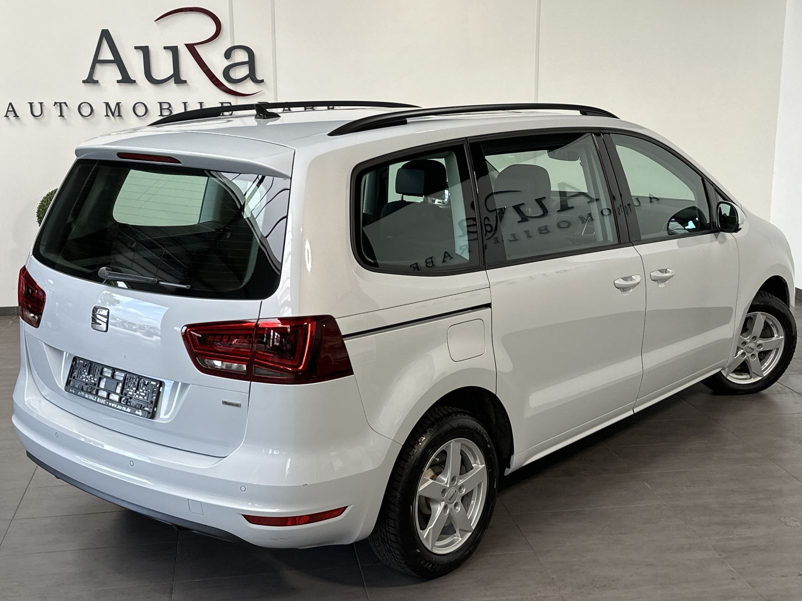 Fahrzeugabbildung SEAT Alhambra 2.0 TDI 4D Style NAV+XEN+AHK+ACC+PANO