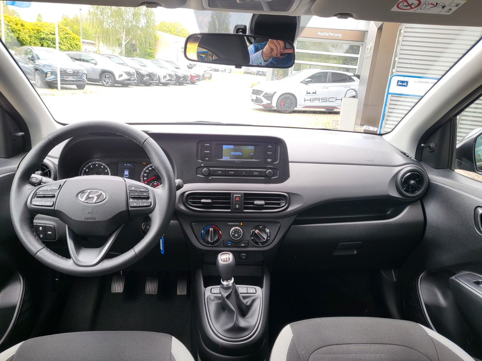 Fahrzeugabbildung Hyundai i10 1.0 Select SHZ PDC Lenkradhzg KLIMA