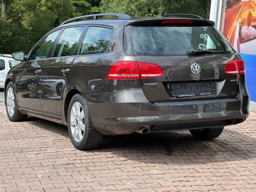 Bild 4 VW Passat Variant Trendline Zahnriemen NEU