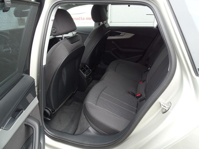 A4 Avant 40 TFSI S-tronic advanced / Panorama