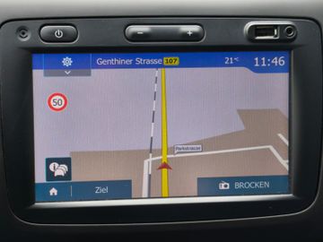 Dacia Duster II Comfort*Navi*AHK*Kamera*SHZ*PDC*