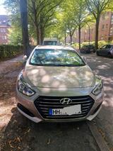 Hyundai i40/ 141 PS - Hyundai i40: Limousine