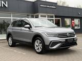 Volkswagen Tiguan Allspace Life,7-Sitzer,Winter,AHK,ACC. - Gebrauchtwagen in Bremen