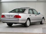 Mercedes-Benz E 290 TD Elegance *Klima*SSD*Autom.*13.372 KM* - Mercedes-Benz E 290 Gebrauchtwagen