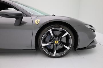 صورة مصغرة 24 لـ 2021 Ferrari SF90