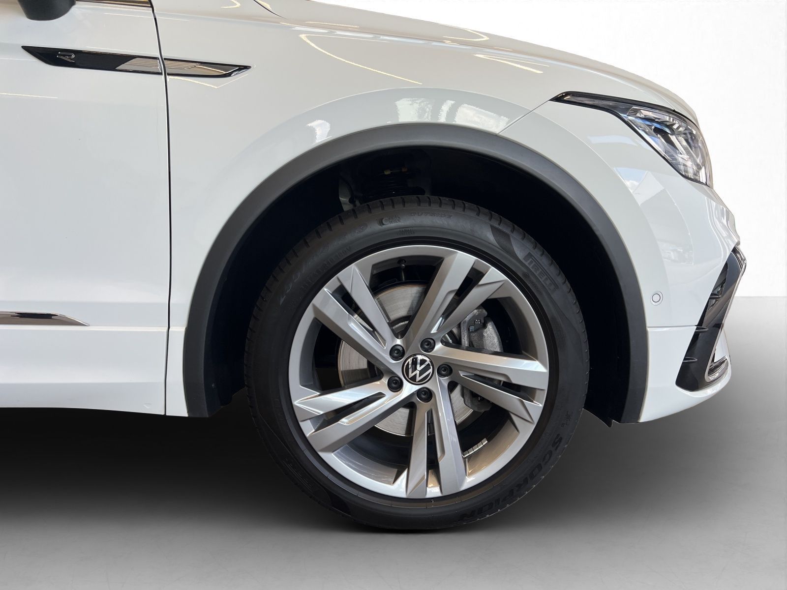 Volkswagen Tiguan Allspace 2.0 TDI R-Line 4M DSG Navi*AHK*7 foto 10