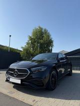Mercedes-Benz E EXCLUSIVE PREM+/4M/20/HUD/3D/SUPER/BUR4D/NIGHT
