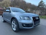 Audi Q5 3.0 TDI  quattro / S - Line - Audi Q5 aus 2011: Line