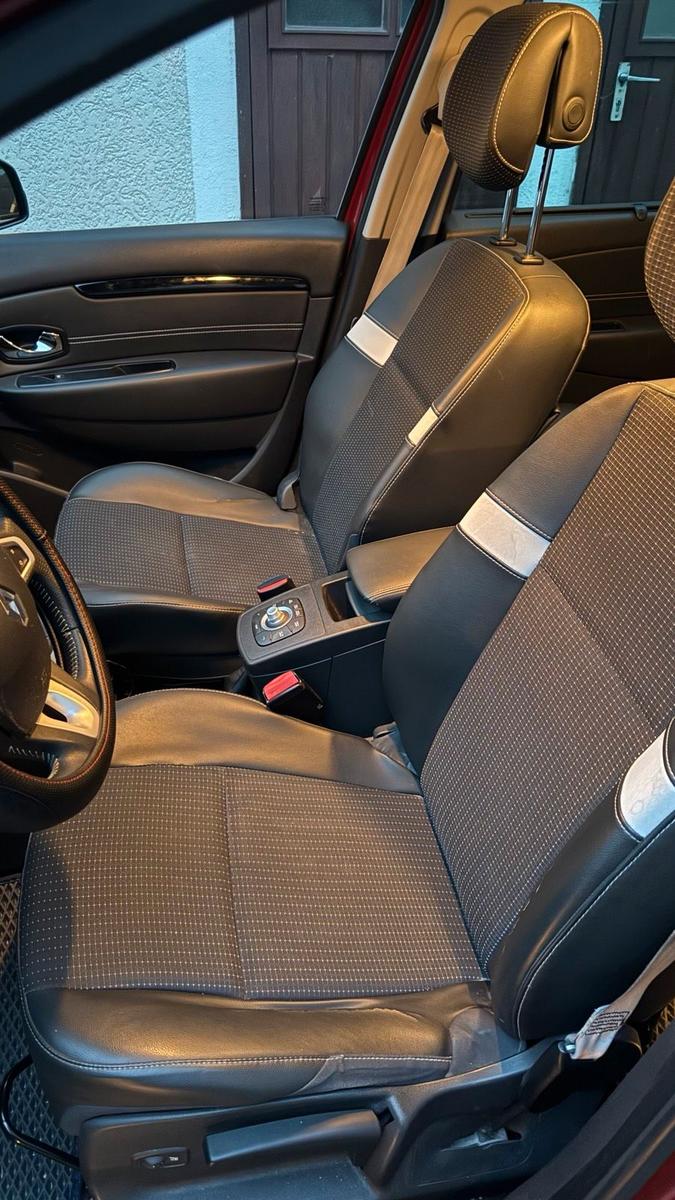 Renault Scenic 2012 — photo 10