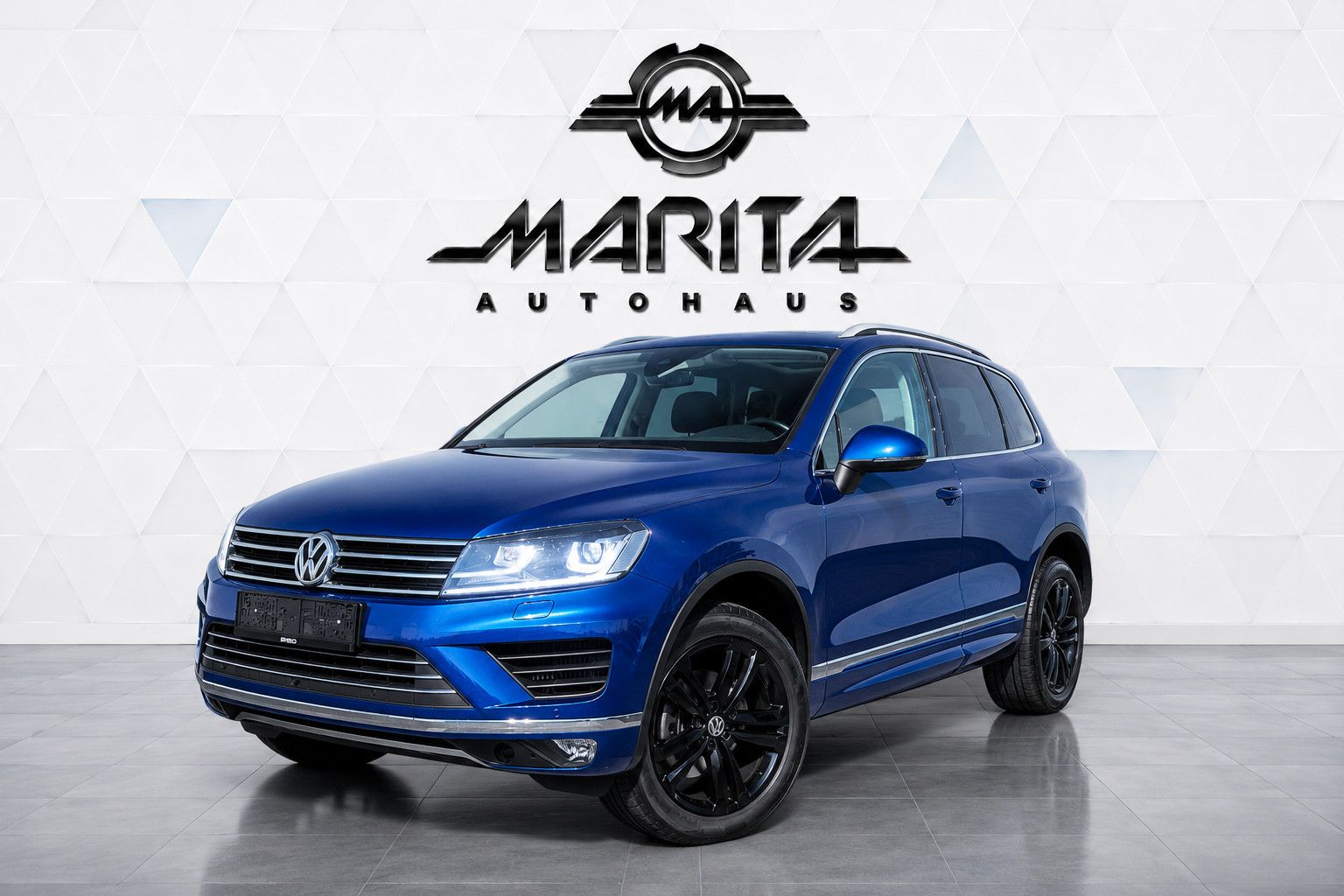 Volkswagen Touareg - 1