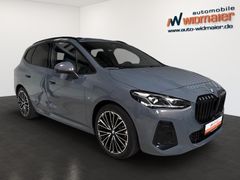 Fahrzeugabbildung BMW 218i Active Tourer M Sport -- Pano/HeadUp/19LM