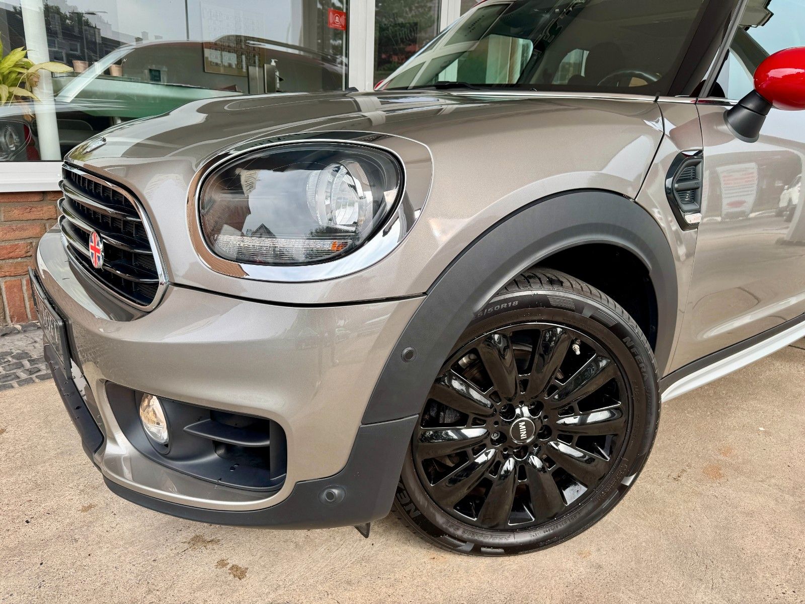 Fahrzeugabbildung MINI Cooper Countryman Autom. Navi/Panorama/1.Hand