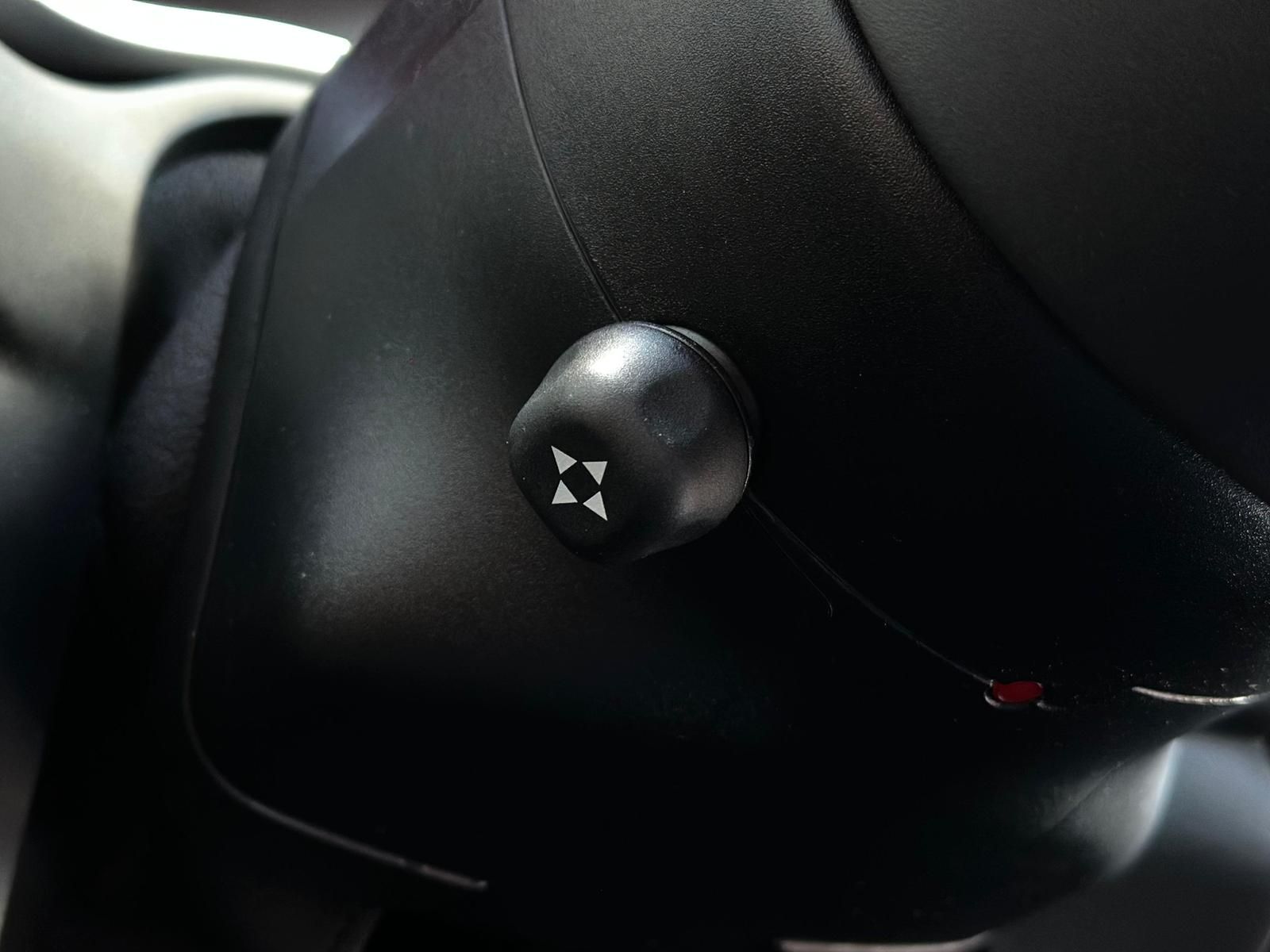 JEEP Grand Cherokee 6.4 HEMI SRT 4x4* BIXEN#AHK#PANO - Image 21