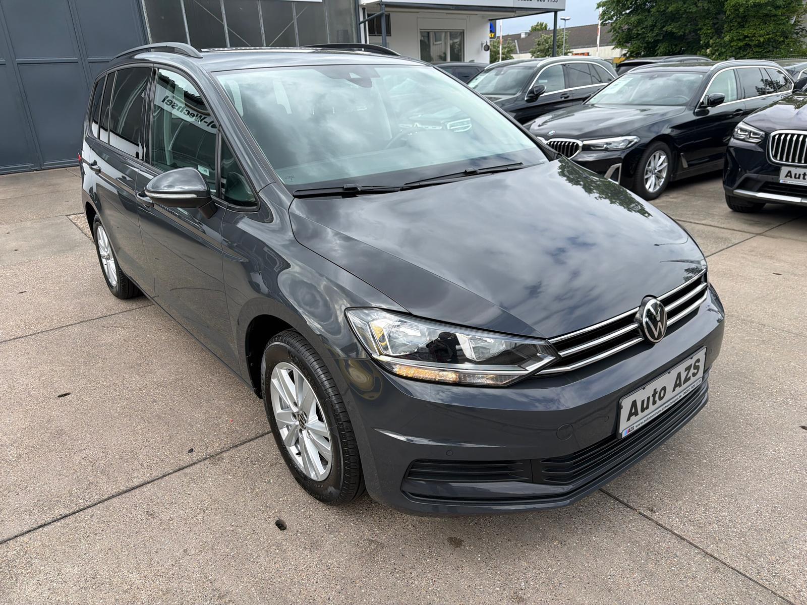 Volkswagen Touran 7-SITZER/CARPLAY/CAM/PDC/TEMPOMAT