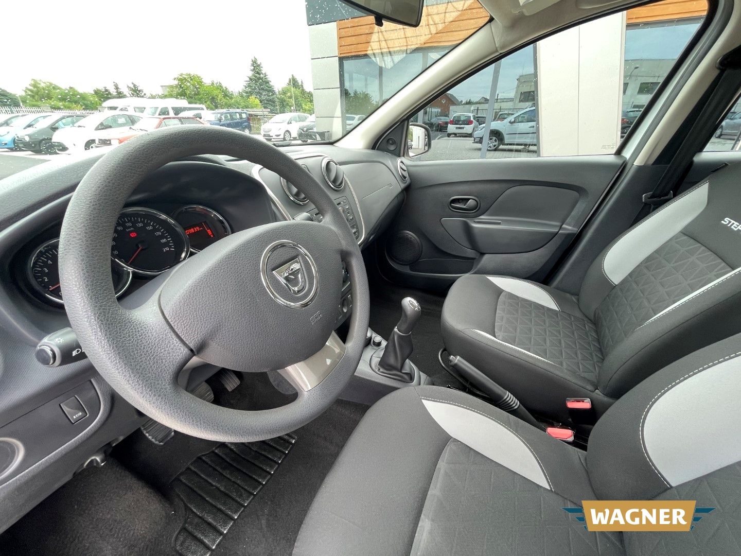 Fahrzeugabbildung Dacia Sandero II Stepway Ambiance 0.9 TCe 90 eco