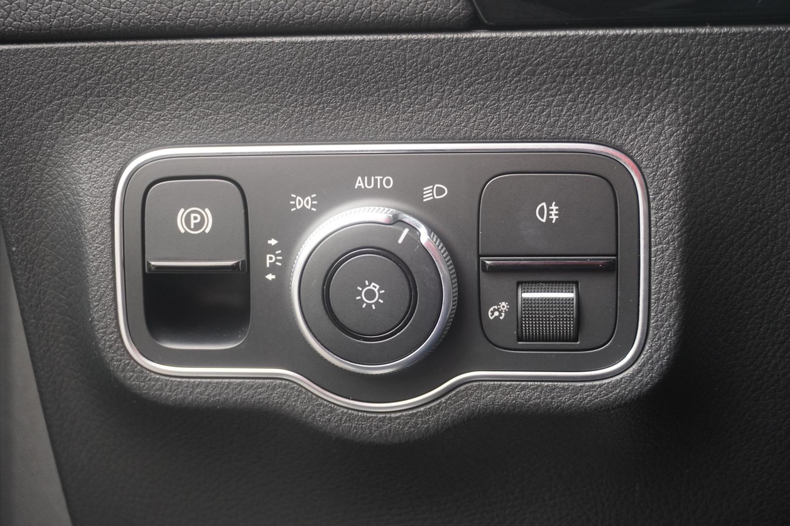 Mercedes-Benz B-Class B200d LED Navi Teilleder Kamera, миниатюра 25