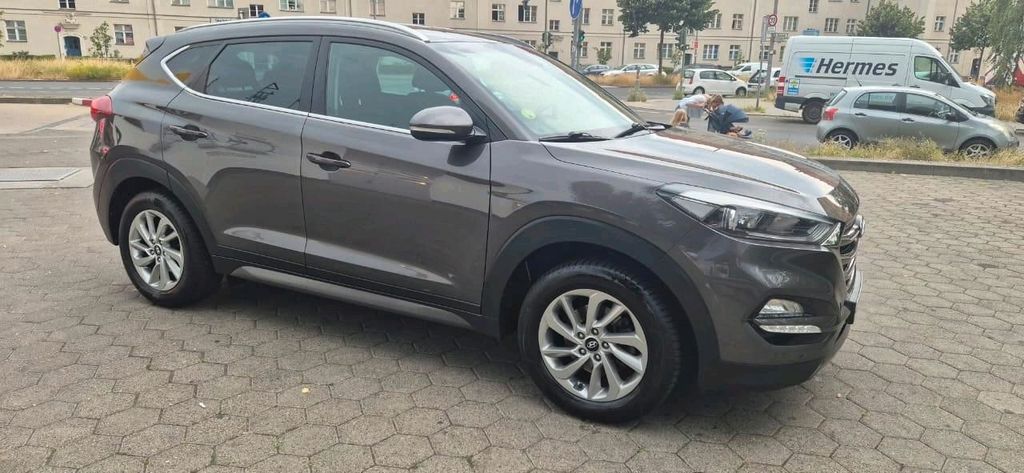 Image of Hyundai TUCSON