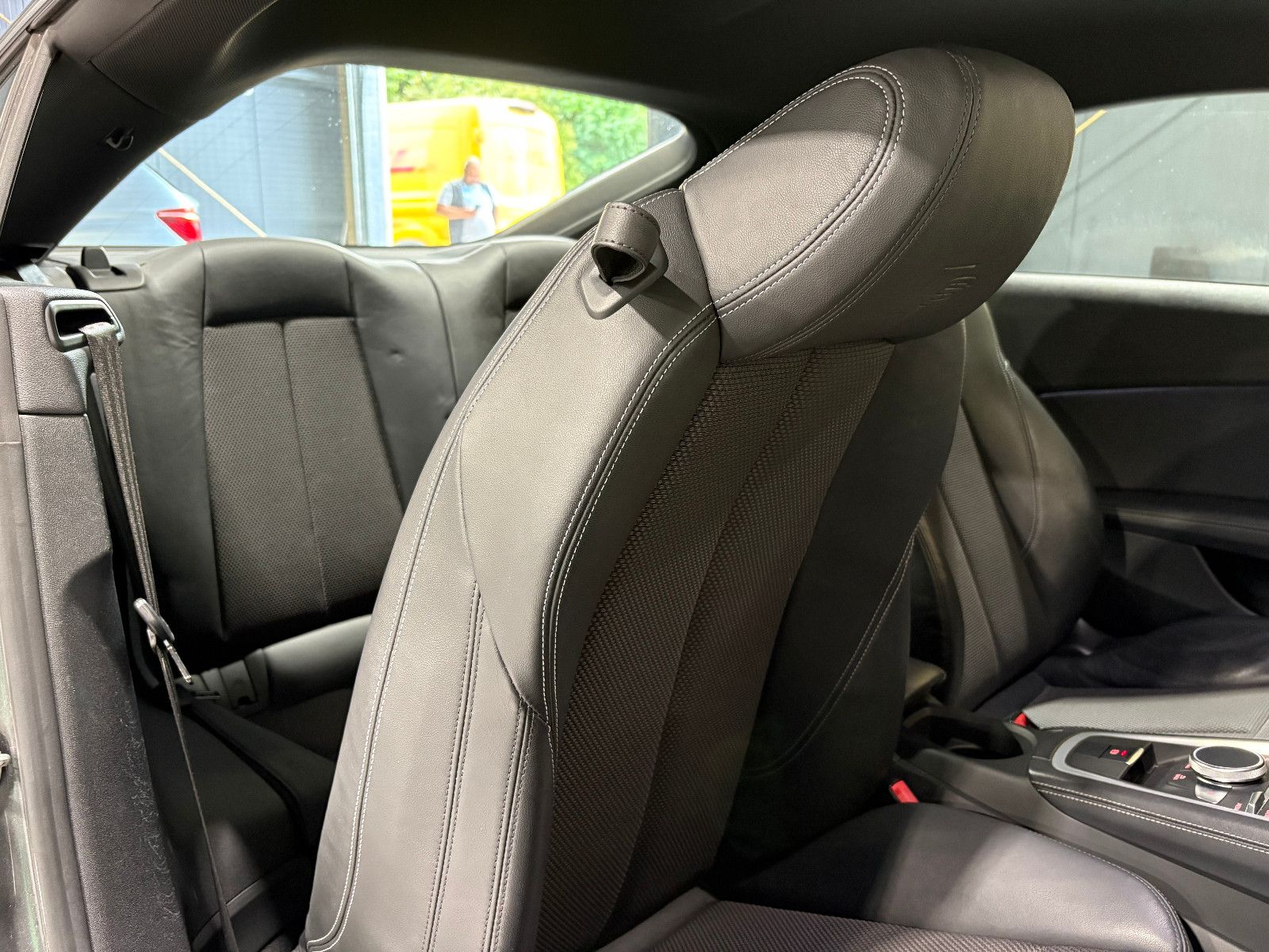 Fahrzeugabbildung Audi TT Coupe 2.0 TFSI/NAVI/PDC/SHZ/TEMPOMAT/8-FACH