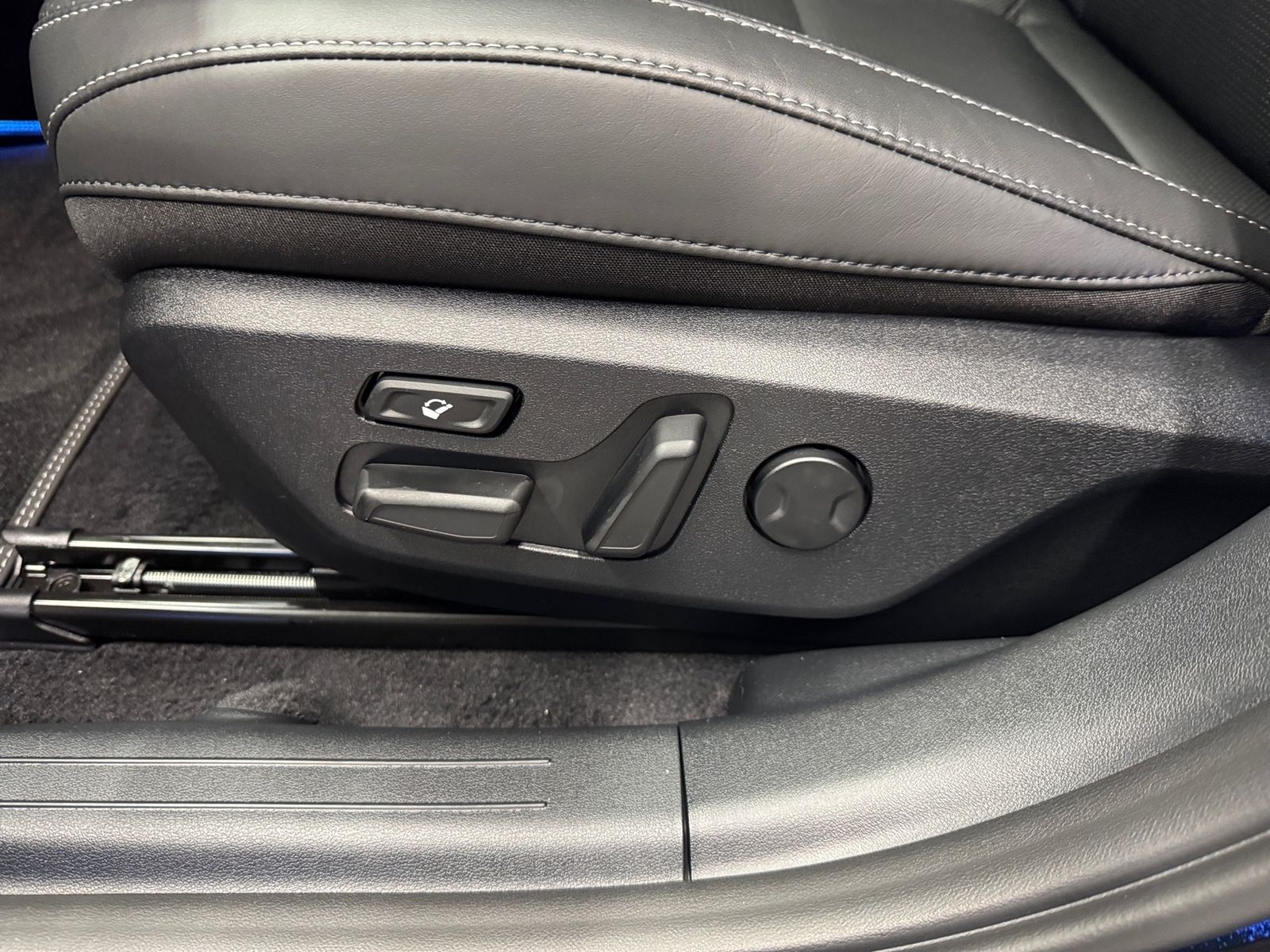 Fahrzeugabbildung Kia EV6 PE EARTH 84 RWD WP CO AS DR