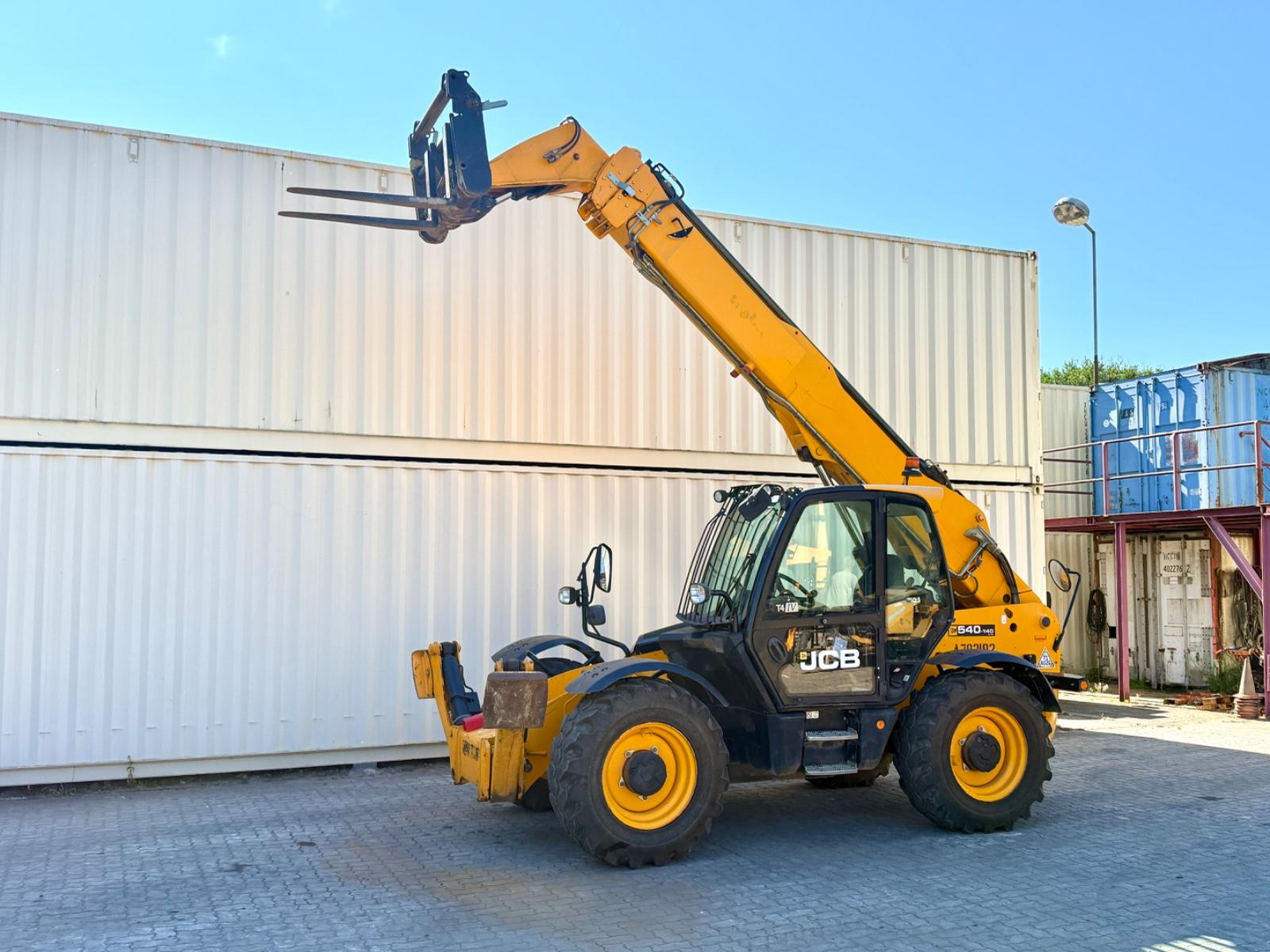 JCB 540-140 / 2017 BJ / 14 Meter