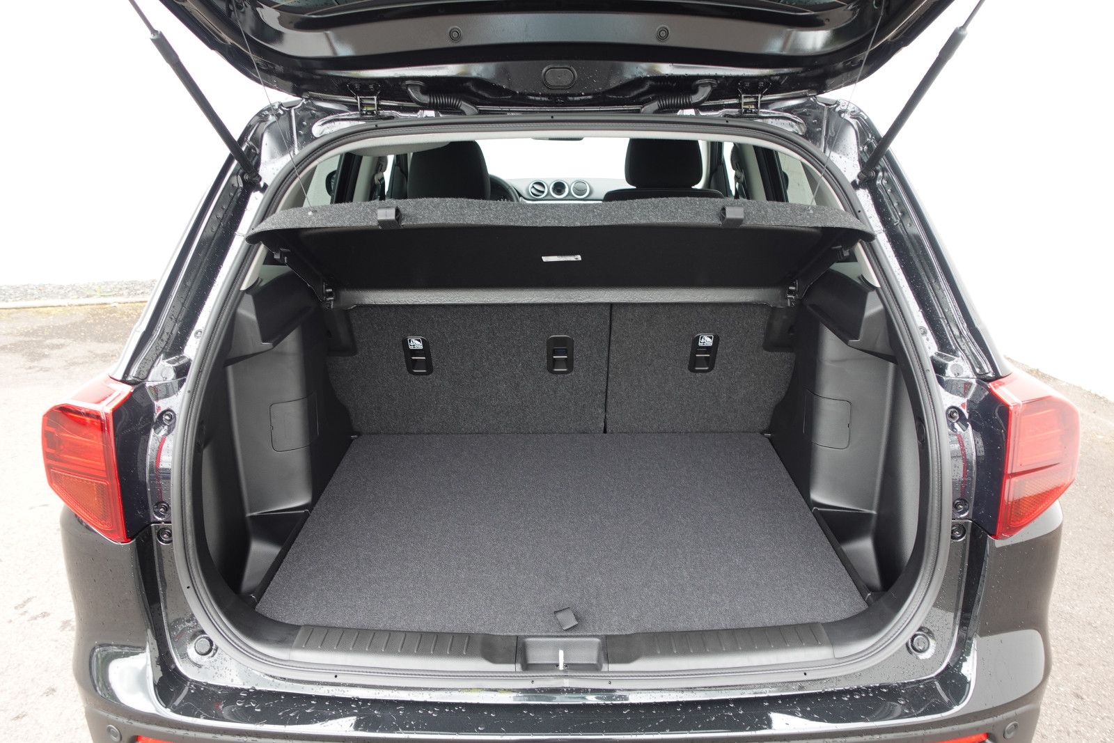 Fahrzeugabbildung Suzuki Vitara 1.4Hybrid Comfort AHK,Navi,SHZ,PD,Kamera