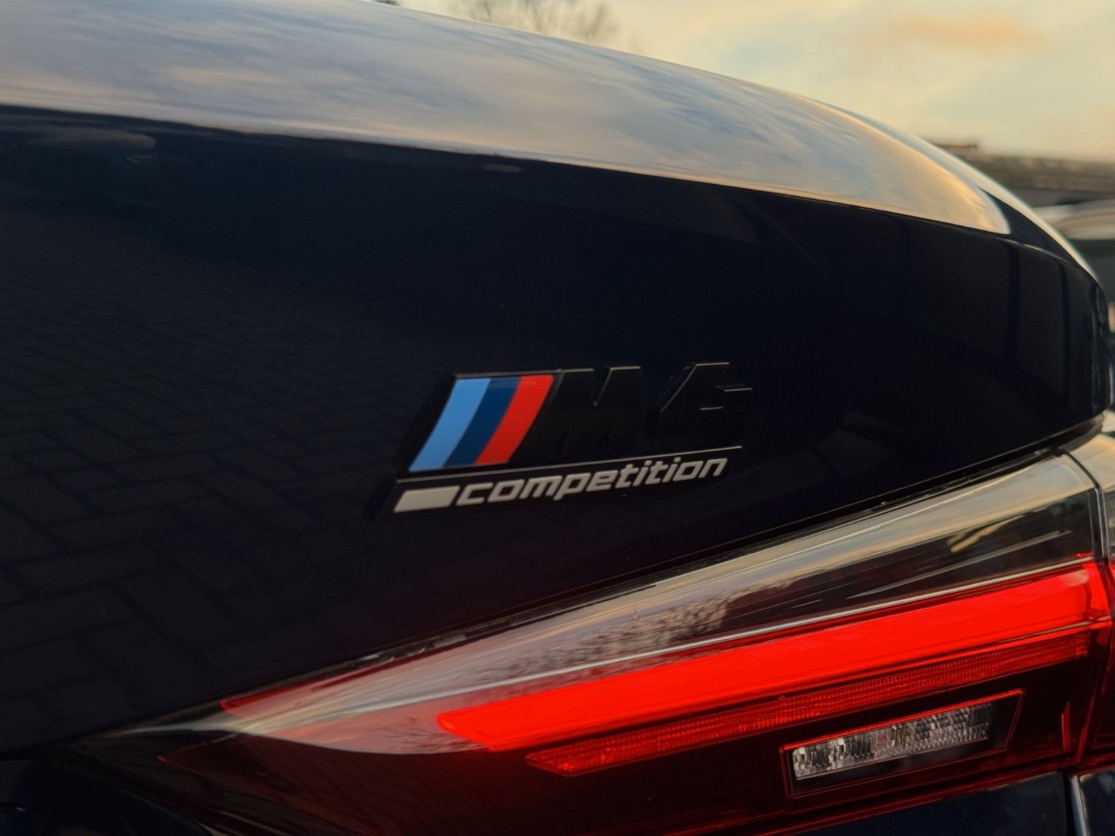 Fahrzeugabbildung BMW M4 Comp. Cabrio xDrive HUD/360°/H&K/Bhz.Lenk