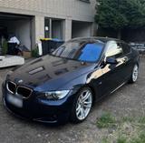 BMW E92 335i N54, M Perf. AGA, Index12 - mit Benzin-Antrieb: Sportwagen, 1.9