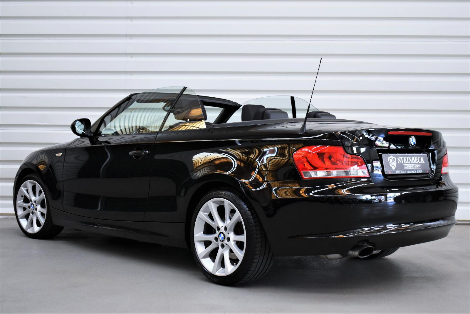 BMW 118i Cabrio+Navi+Automatik+PDC+Tempomat+SHZ