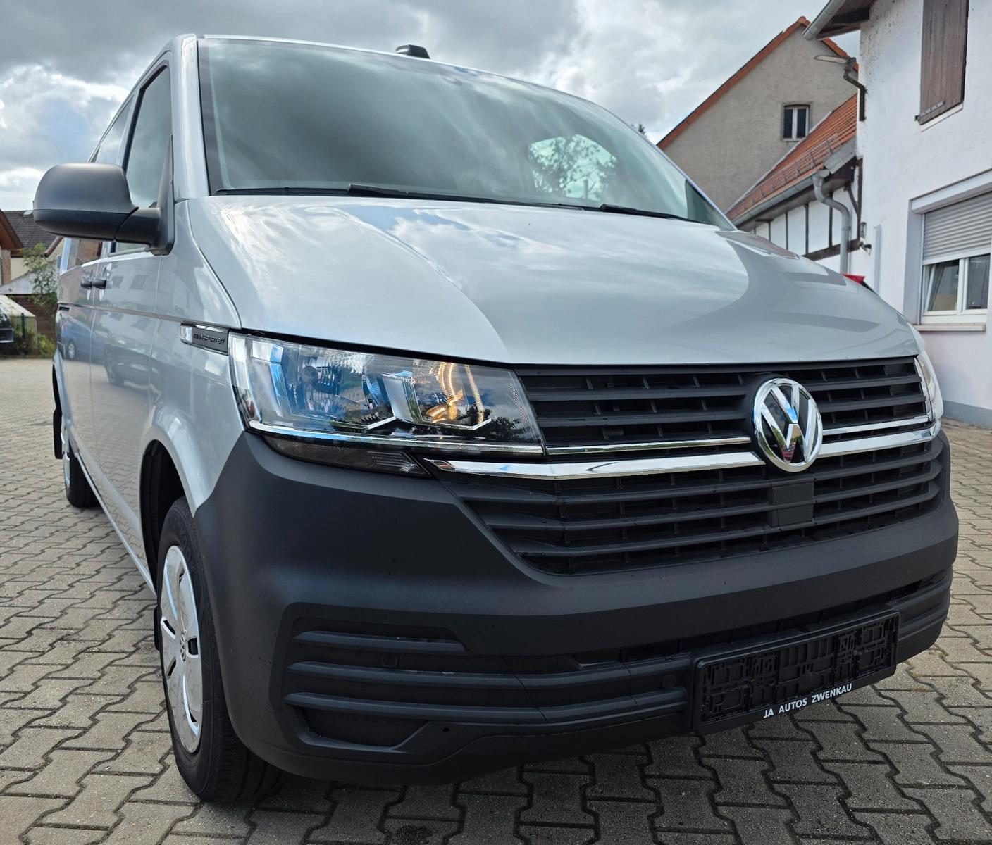 Volkswagen T6 Transporter Mixto lang 2.0TDI,Navi,YouTube!