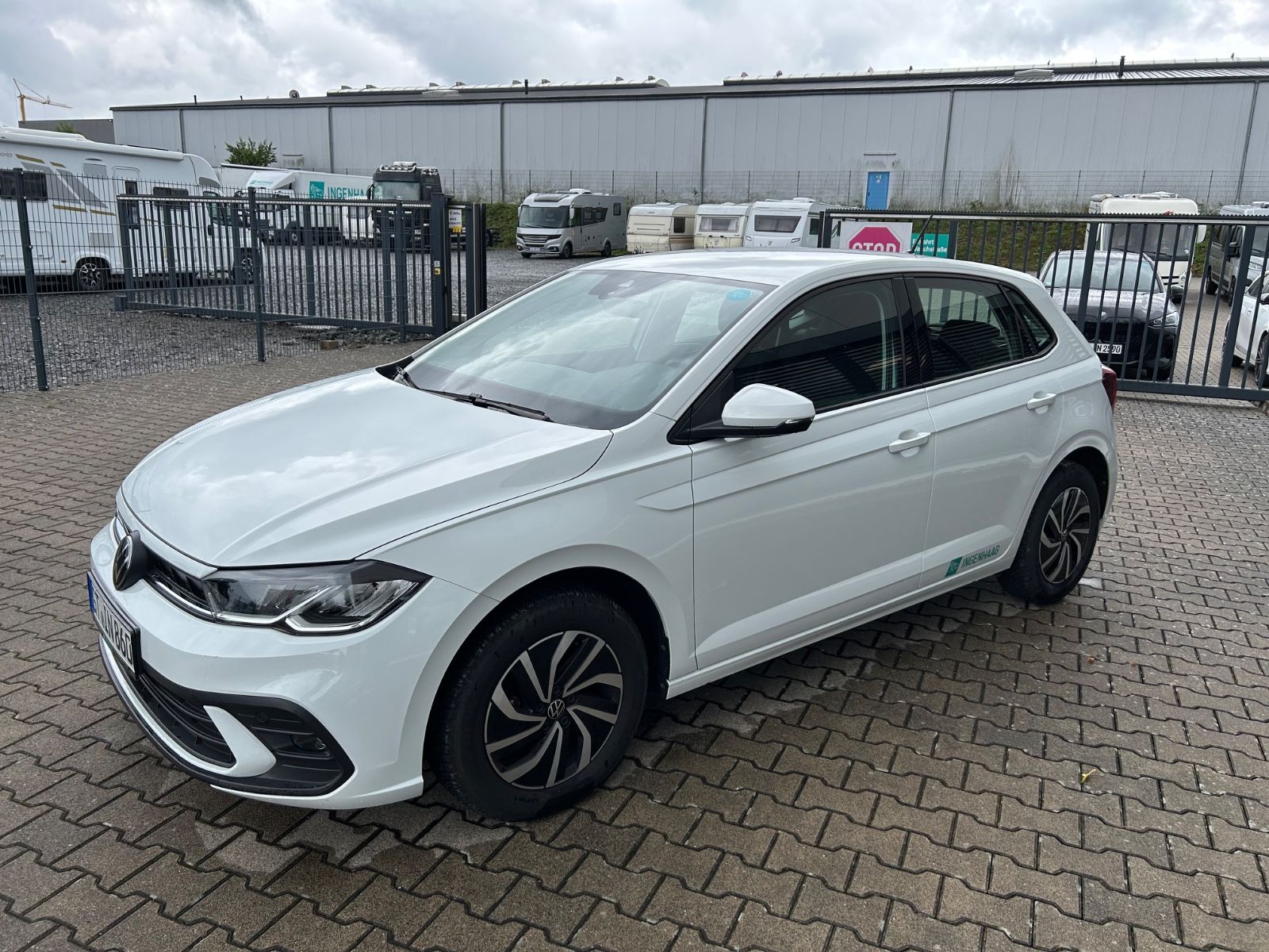 Fahrzeugabbildung Volkswagen Polo VI Life 1.0 TSI Klima SHZ Garantie !